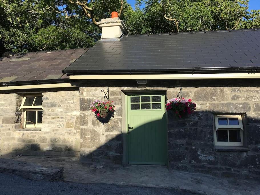Fermoyle Properties Carleys Cottage Fanore 外观 照片